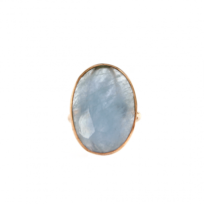Anello in oro rosa 18kt con acquamarina milk ovale cab sfaccettata 23x16mm