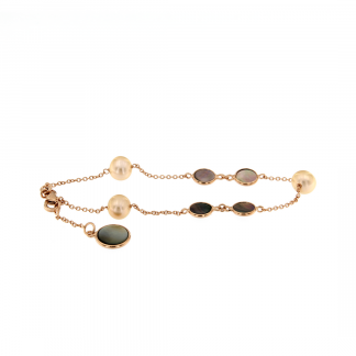 Bracciale in oro rosa 18kt con piastrine in madreperla nera e perle freshwater pesca