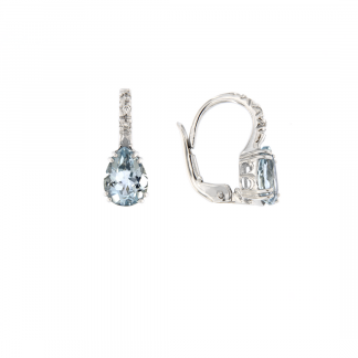 Orecchini in oro bianco 18kt con acquamarina goccia 8x6mm e diamanti GVS1